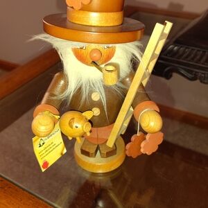 Ulbricht Brown and Tan Smoker Figurine